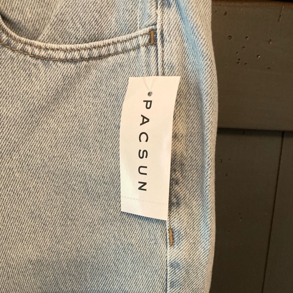 NWT Pacsun High-Rise Mom Jeans in Medium Indigo Light Wash - Picture 10 of 11